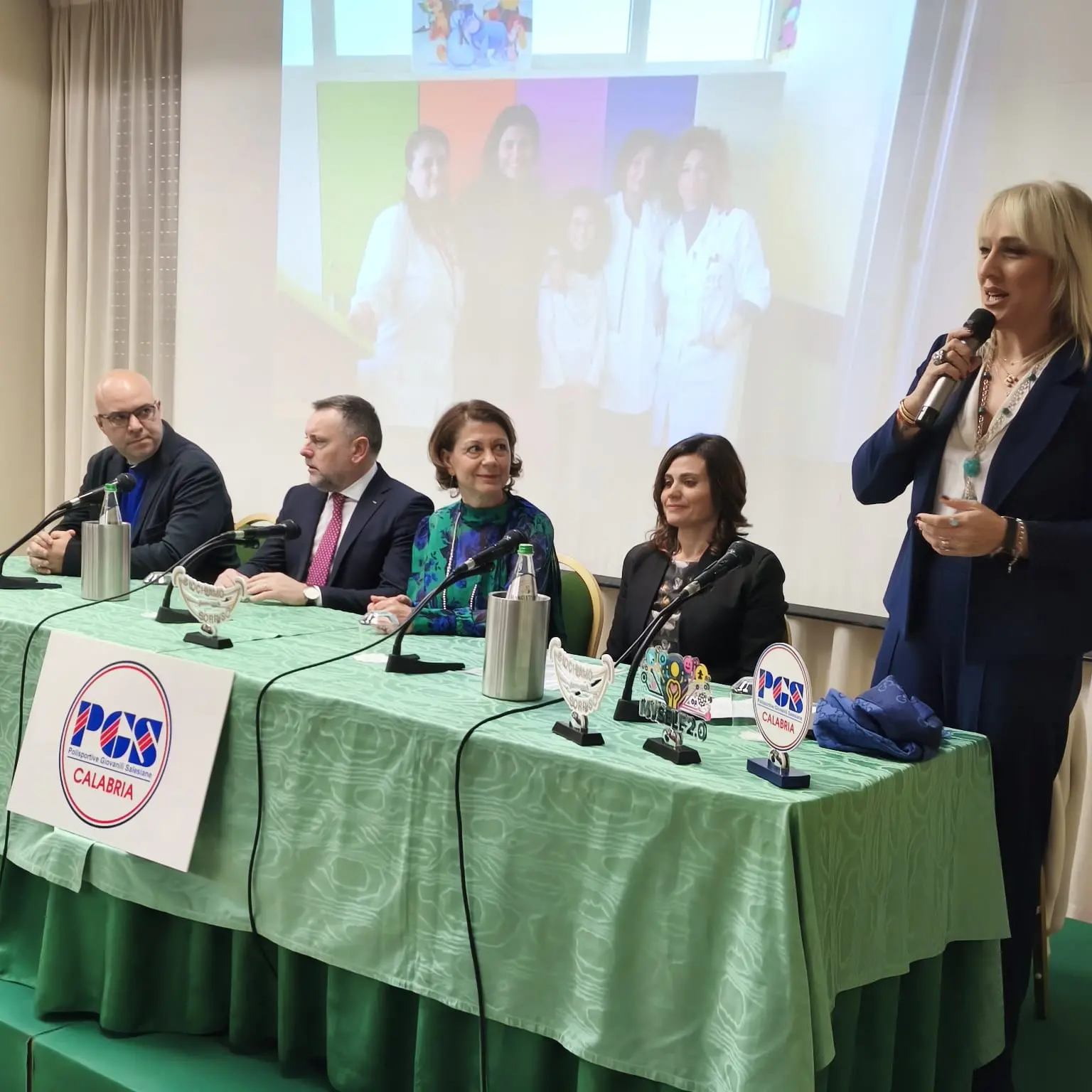 “Giochiamo per un Sorriso”, consegnata nuova strumentazione al reparto di Oncoematologia Pediatrica del GOM\n
