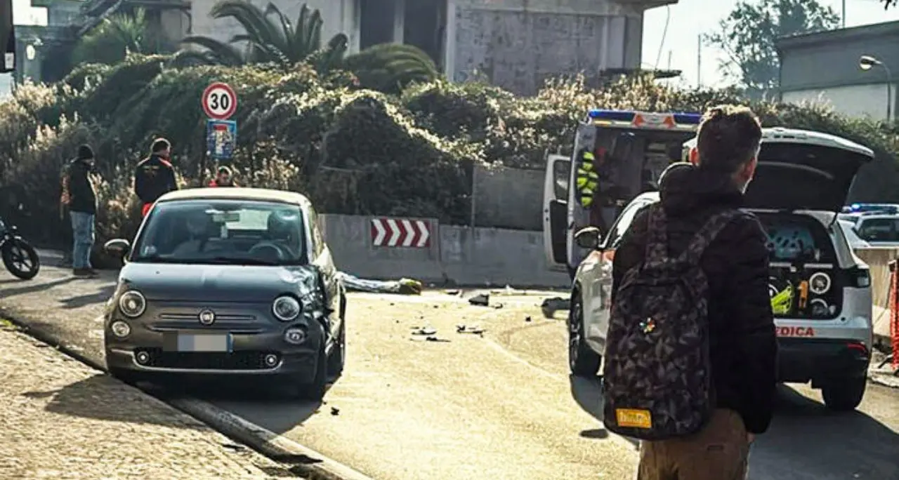 Incidenti\u00A0stradali\u00A0nel Napoletano e nel Riminese, morti due giovani studenti mentre andavano a scuola\n