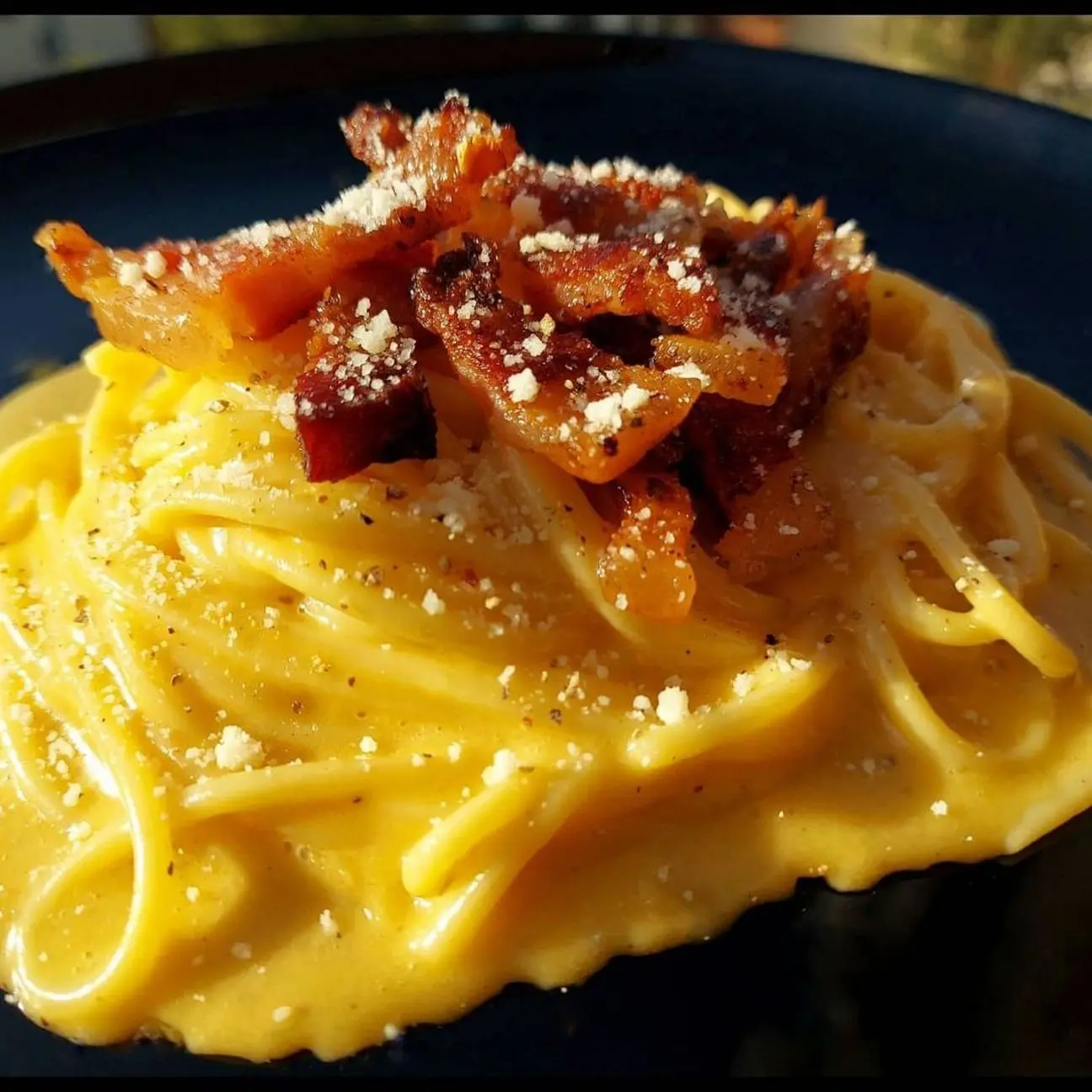 La Villa Nuova di Cosenza si trasforma in un angolo di Roma: dal 19 al 21 dicembre arriva il Carbonara Festival