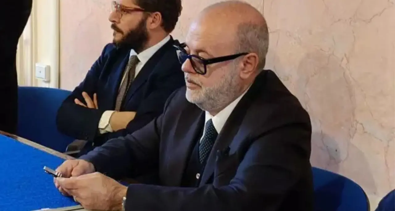 La ‘ndrangheta «da rurale a mafia che investe nell’alta finanza. Lo Stato c’è ma\u00A0le organizzazioni criminali si sono evolute»\n