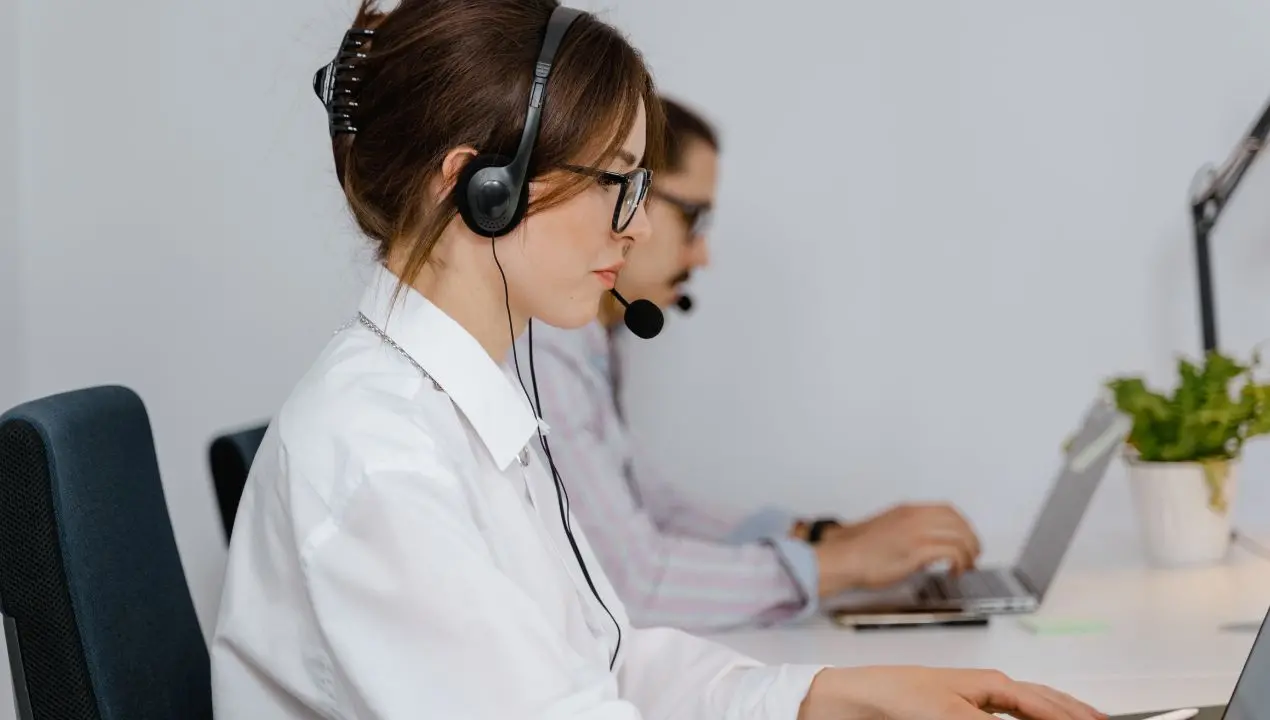 Call center, l’allarme dei sindacati: «A rischio 150 lavoratori crotonesi del servizio Chiama Roma»\n