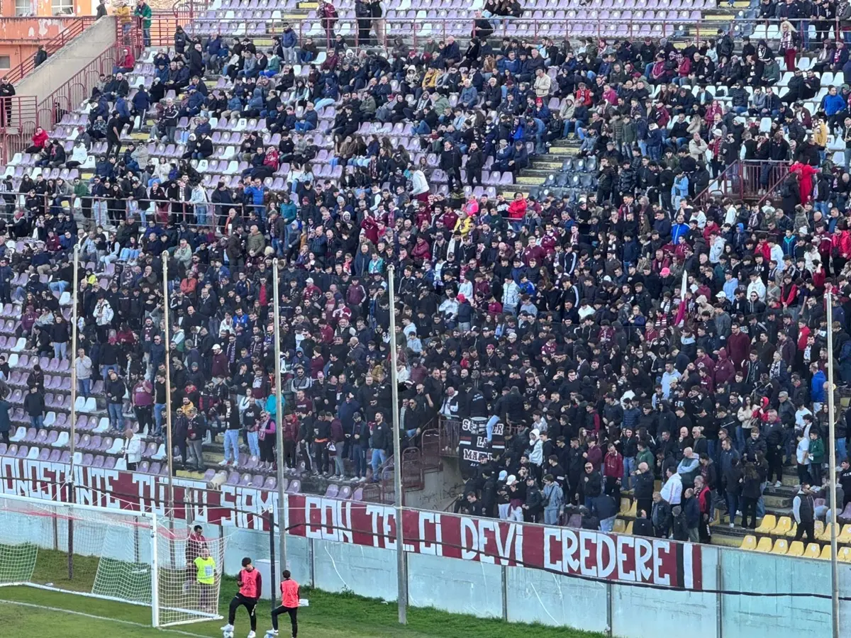 Reggina, la vittoria che pesa: gioco, carattere e pubblico tornano protagonisti\n