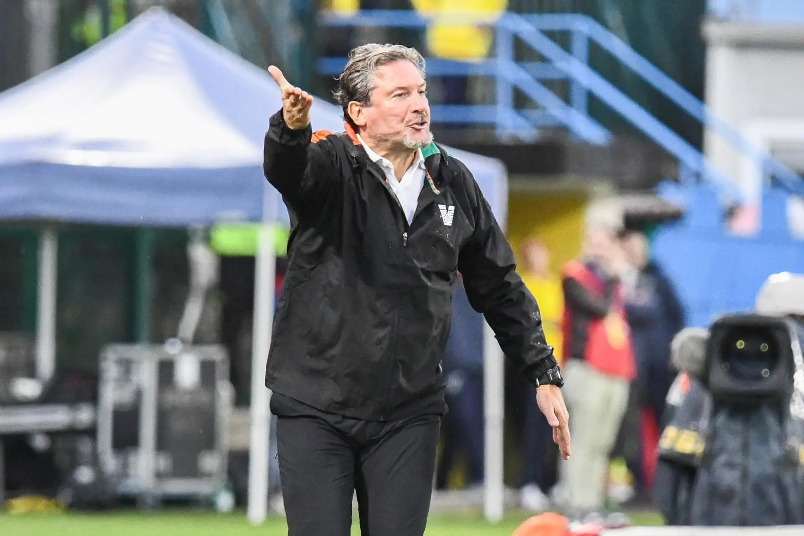 Serie B, Venezia supera il Monza e resta in alto. Stroppa a LaC: «Non ci nascondiamo, ma il campionato è competitivo»