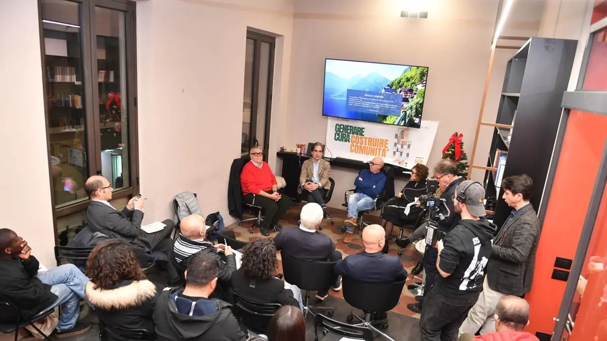 Generare cura, costruire comunità\u00A0con Impronte a Sud e Macramè\n