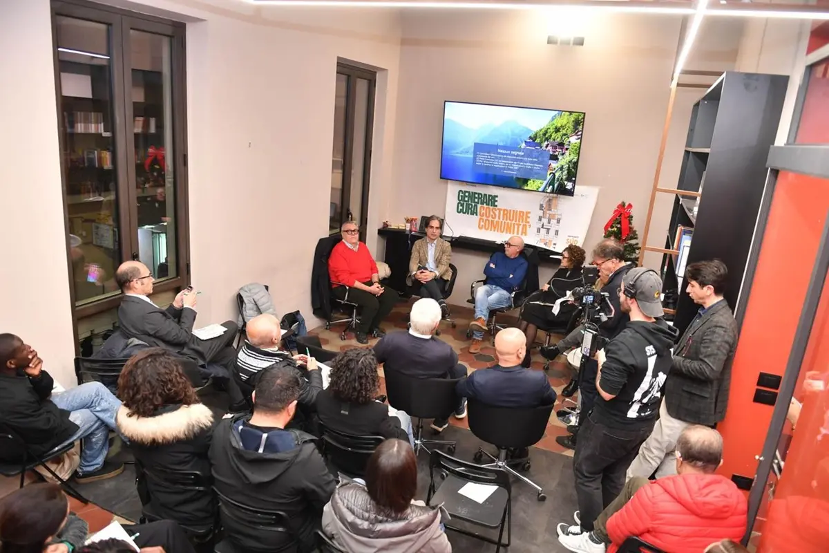 Generare cura, costruire comunità\u00A0con Impronte a Sud e Macramè\n