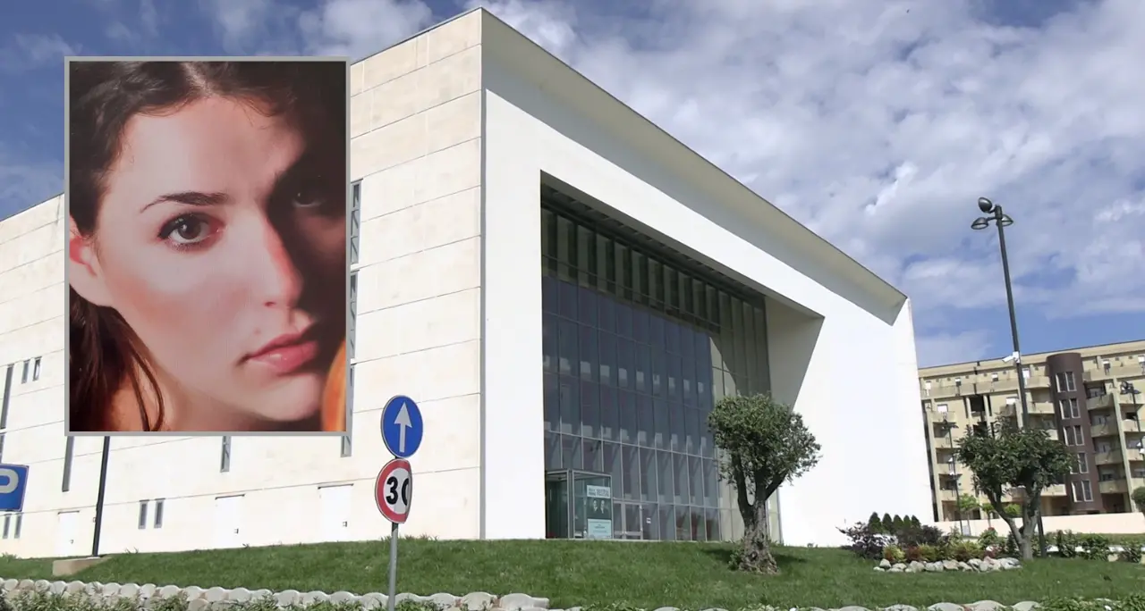 Fatto il teatro di Vibo, ora ci vuole un nome: torna l’ipotesi di intitolarlo a Greta Medini, ma al sindaco piace “Comunale”