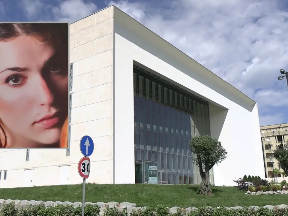 Fatto il teatro di Vibo, ora ci vuole un nome: torna l’ipotesi di intitolarlo a Greta Medini, ma al sindaco piace “Comunale”