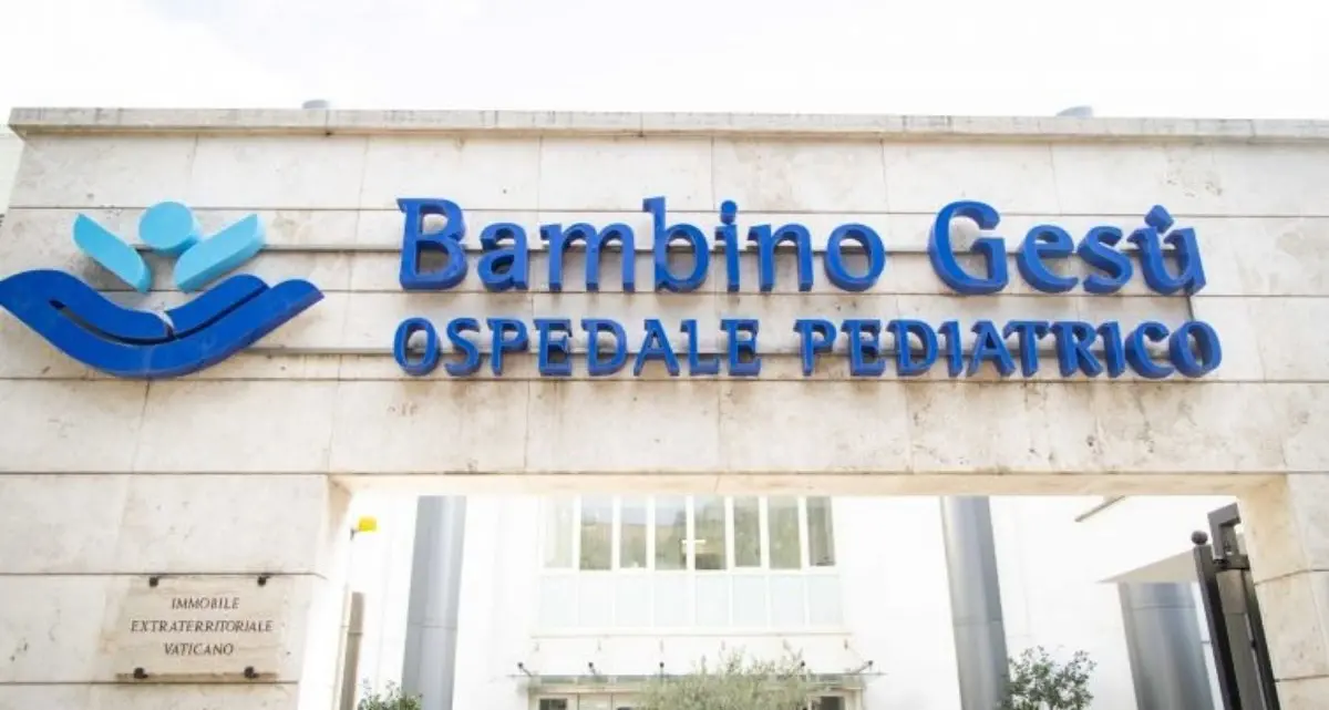 Rocco lascia la terapia intensiva: sta meglio\u00A0il bambino di Acri precipitato da un balcone a Roma\n