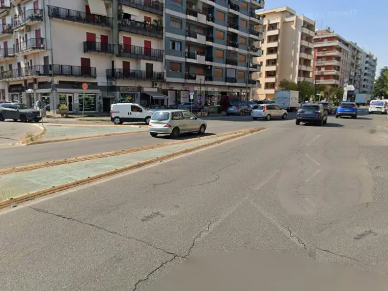 Rende, fuoco amico sull’amministrazione. Idm: «Su via Kennedy commercianti penalizzati»