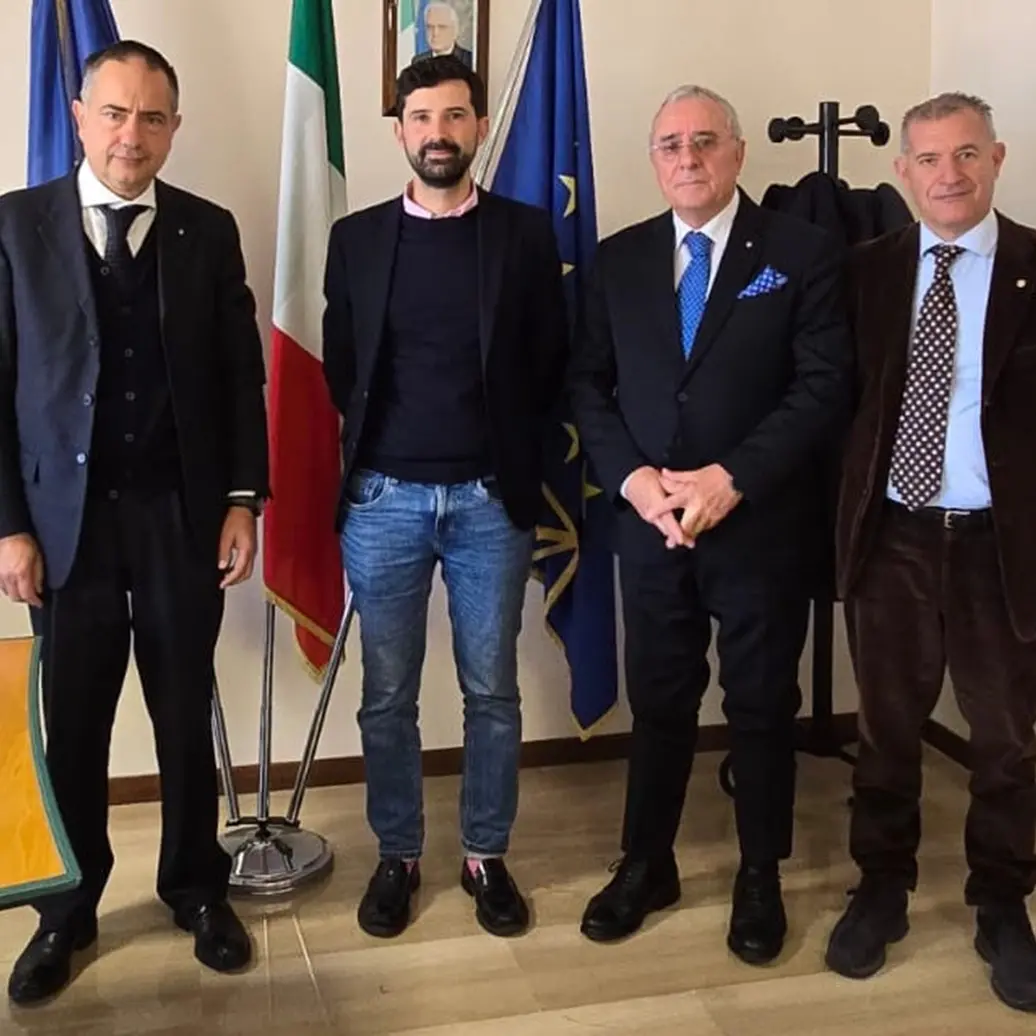 Calabria–Marocco: il\u00A0vicepresidente\u00A0Ranuccio ha ricevuto\u00A0il\u00A0Console\u00A0Onorario del Marocco Domenico Naccari\n