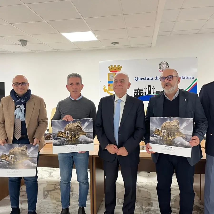 A Reggio la presentazione del\u00A0calendario della Polizia di Stato 2026\n