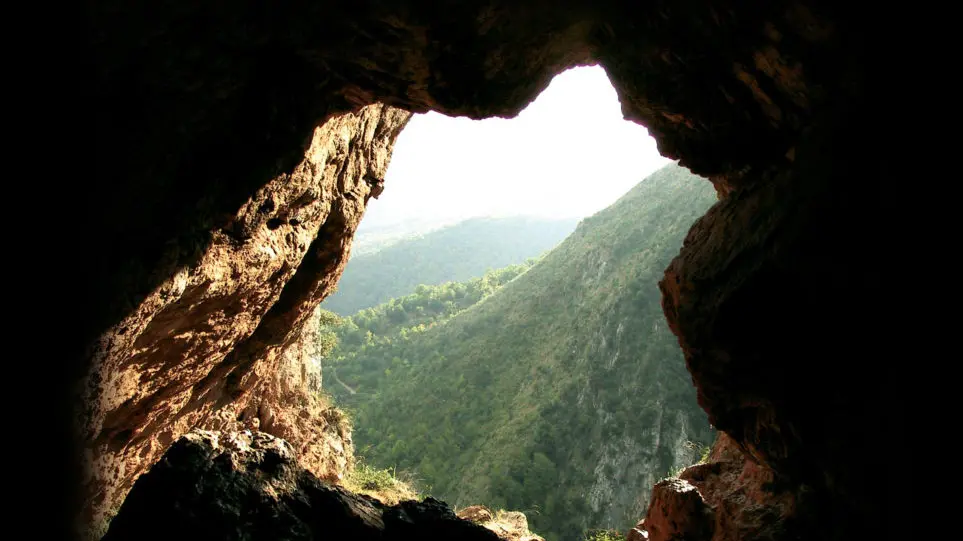 Dna antico e legami familiari “proibiti”:\u00A0la Grotta della Monaca sul Pollino riscrive la preistoria in Calabria\n
