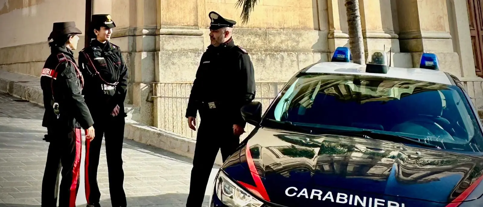 Truffe agli anziani, continuano a Nicotera gli incontri informativi dei carabinieri: «Ecco come difendersi»\n