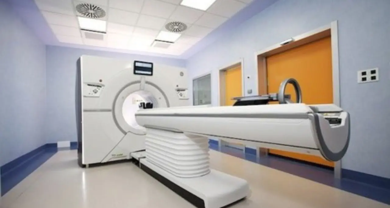 Sanità allo sbando,\u00A0Cittadinanzattiva: «Fino a 360 giorni di attesa per una tac»\n