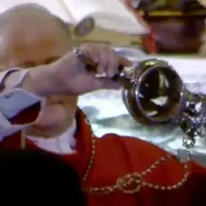 San Gennaro, il sangue si è sciolto alle 9.13: Napoli applaude ancora una volta al miracolo