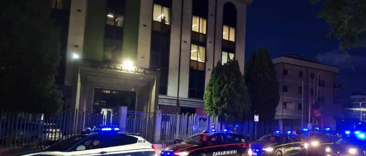 Natale sicuro nel Vibonese, il bilancio della Questura: 2.851 persone identificate (957 con precedenti)\n