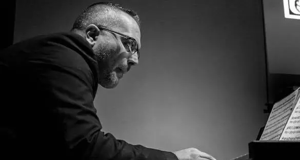 Virginio Aiello, dalla Calabria il fenomeno del pianista che ha conquistato Hollywood