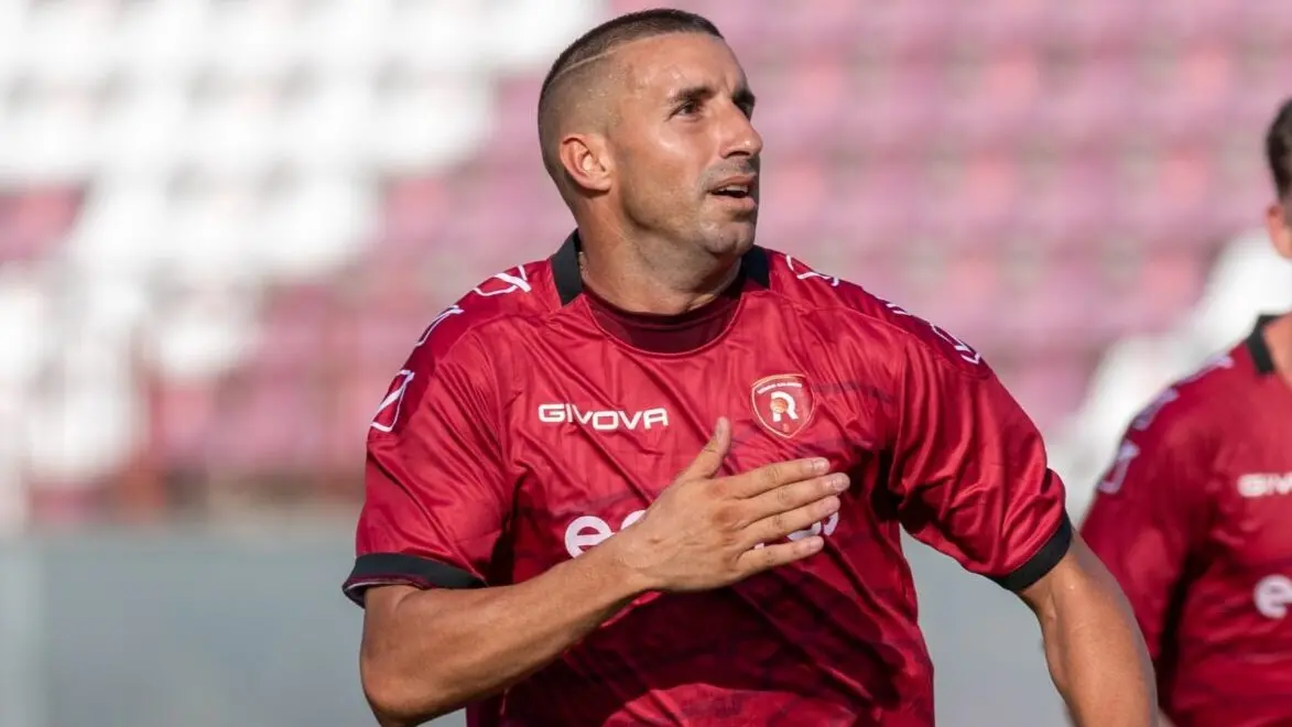Reggina, intervento riuscito per il capitano Barillà\n