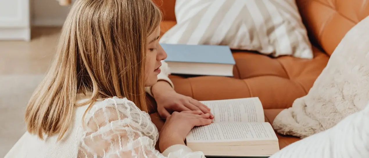 A Christmas Carol, così Charles Dickens raccontò una redenzione individuale costruendo un alfabeto etico del Natale\n