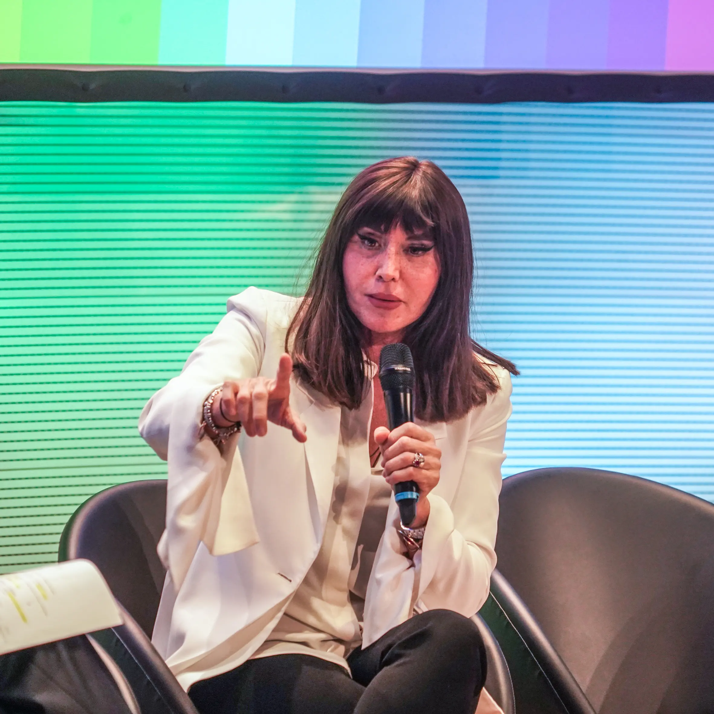 Anna Maria Bernini e il disastro annunciato del nuovo accesso a Medicina. Ma per lei è\u00A0solo colpa dei\u00A0“poveri comunisti”\n