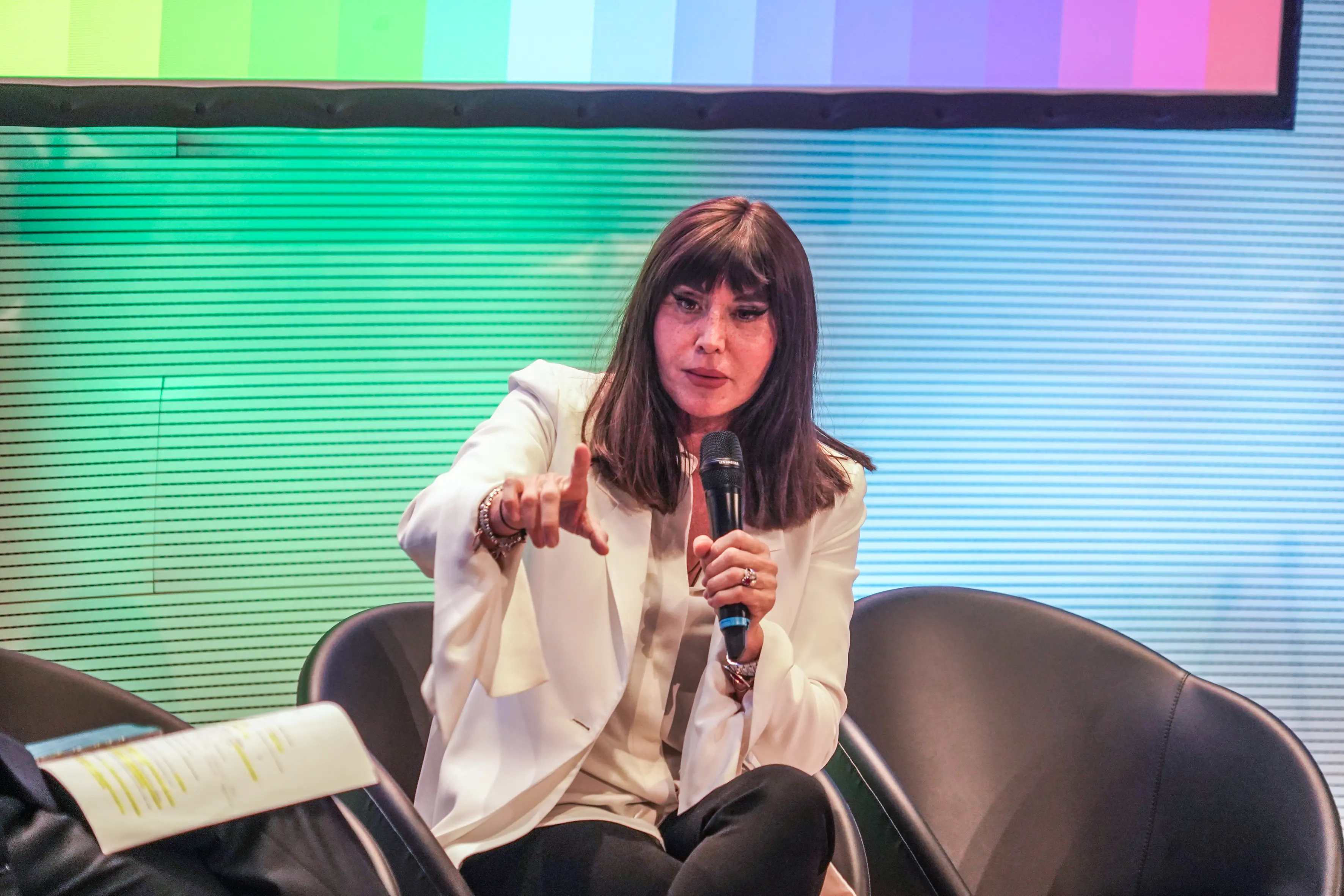 Anna Maria Bernini e il disastro annunciato del nuovo accesso a Medicina. Ma per lei è\u00A0solo colpa dei\u00A0“poveri comunisti”\n