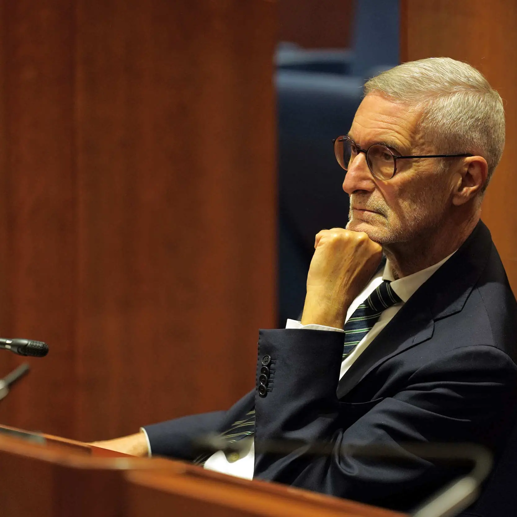 Salario minimo, Laghi deposita la proposta di legge regionale: «La Calabria deve fare una scelta di civiltà»\n