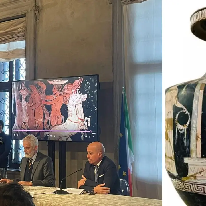 Il tesoro ritrovato, tornano a Vibo 12 reperti archeologici: c’è anche un cratere apulo del IV secolo a.C.\n