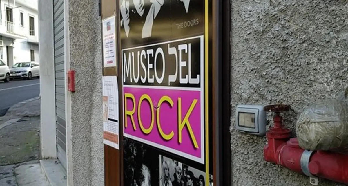 Il chitarrista folk Elijah Wald suonerà al museo del rock a Catanzaro, appuntamento giovedì con l’evento dal vivo\n