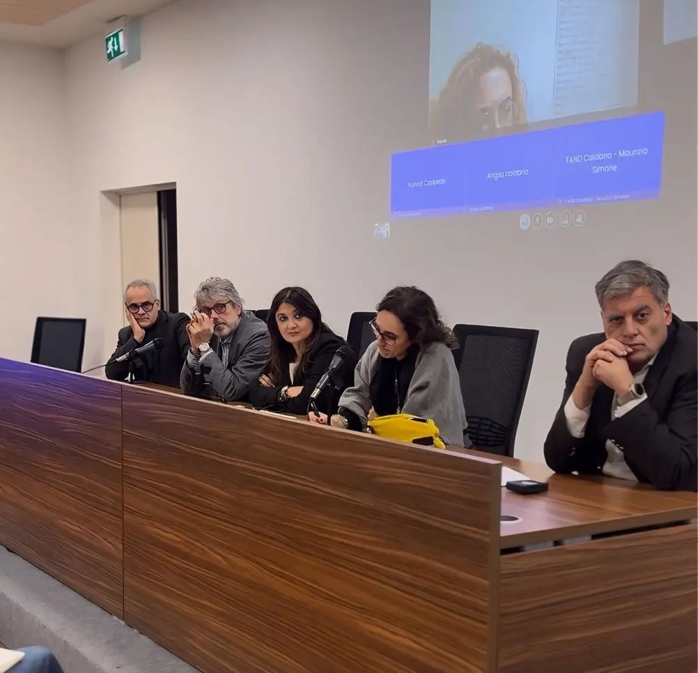 «Autismo, serve una svolta vera»: la Regione Calabria punta su ascolto con il\u00A0coinvolgimento di famiglie e associazioni\n