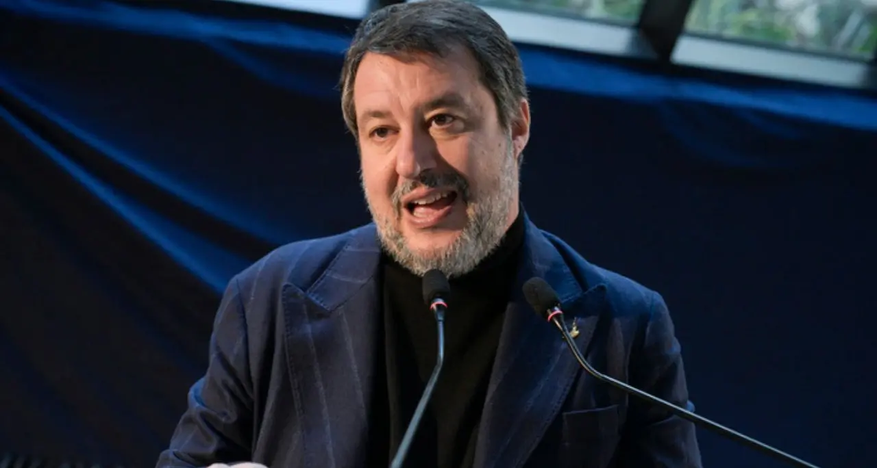 Processo Open Arms, per il ministro Salvini arriva l’assoluzione definitiva: «Difendere i confini non è reato»\n