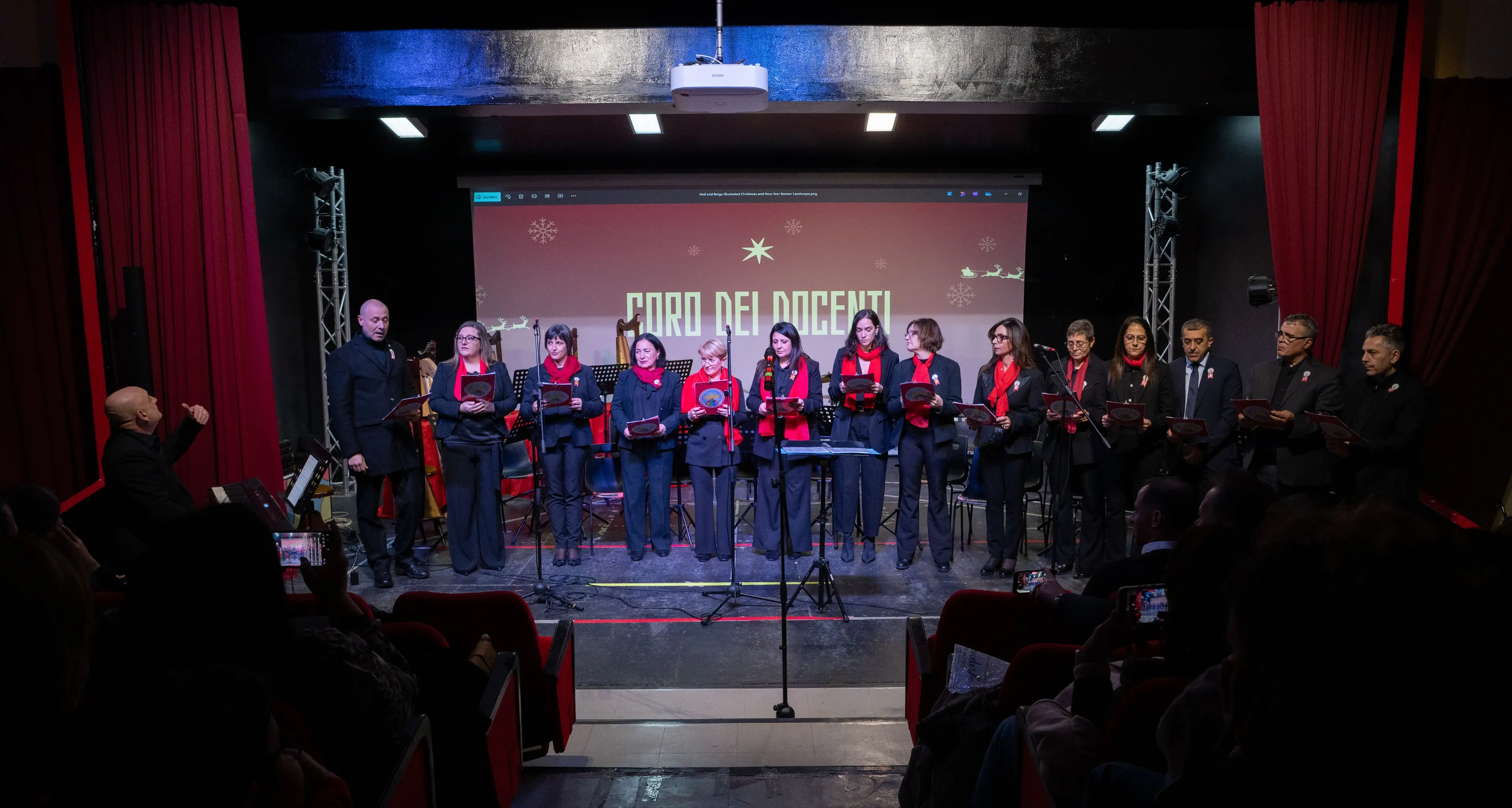 “Christmas Concert” scalda i cuori all’IC “Catanoso- De Gasperi- S. Sperato- Cardeto”\n