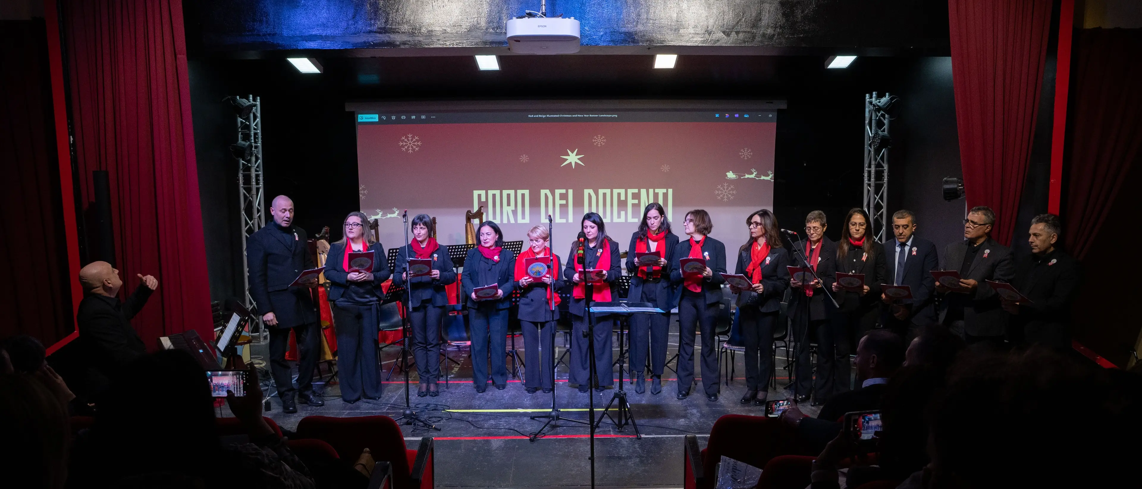 “Christmas Concert” scalda i cuori all’IC “Catanoso- De Gasperi- S. Sperato- Cardeto”\n