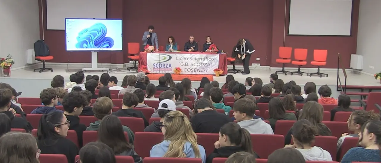 Cosenza, al Liceo Scorza percorsi di orientamento per il contrasto alla dispersione\u00A0| VIDEO\n