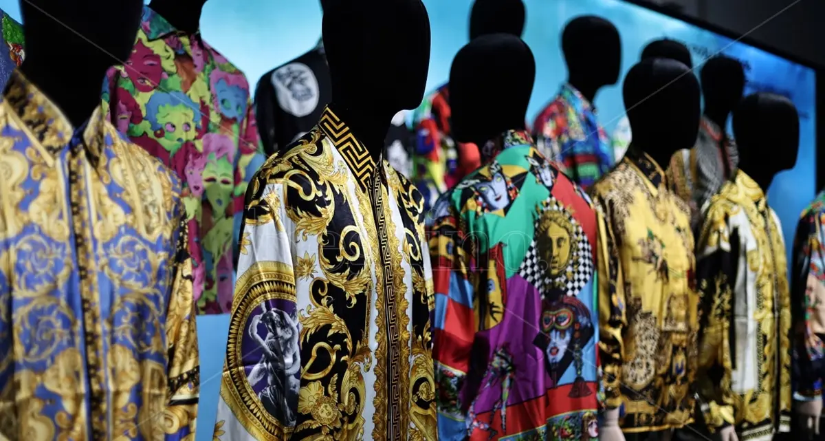 Gianni Versace torna a casa, in suo onore la mostra \"Magna Graecia Roots tribute\" e l'intitolazione del Museo delle Culture –\u00A0GALLERY
