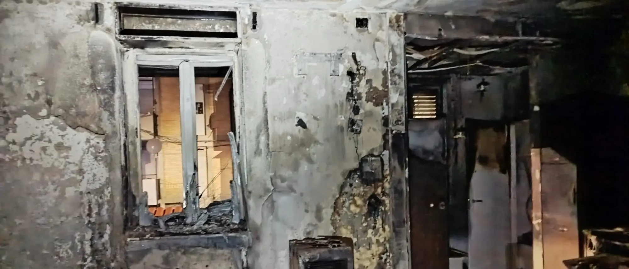 Incendio ad Archi, verifiche su occupazioni e abusi edilizi dopo l’intervento delle forze sul posto\n\u00A0\n