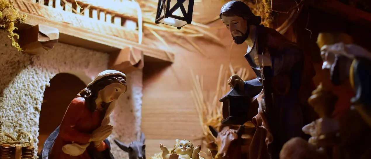 Dalla zeppolata di comunità alla mostra-concorso dei presepi: il Natale a Montepaone tra tradizioni e solidarietà\n