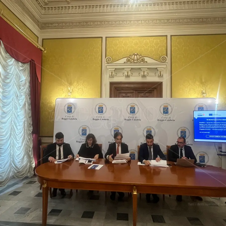 Occupazione inclusiva e incentivi alle imprese, il comune di Reggio presenta due bandi per investire sul territorio sei milioni di euro\n