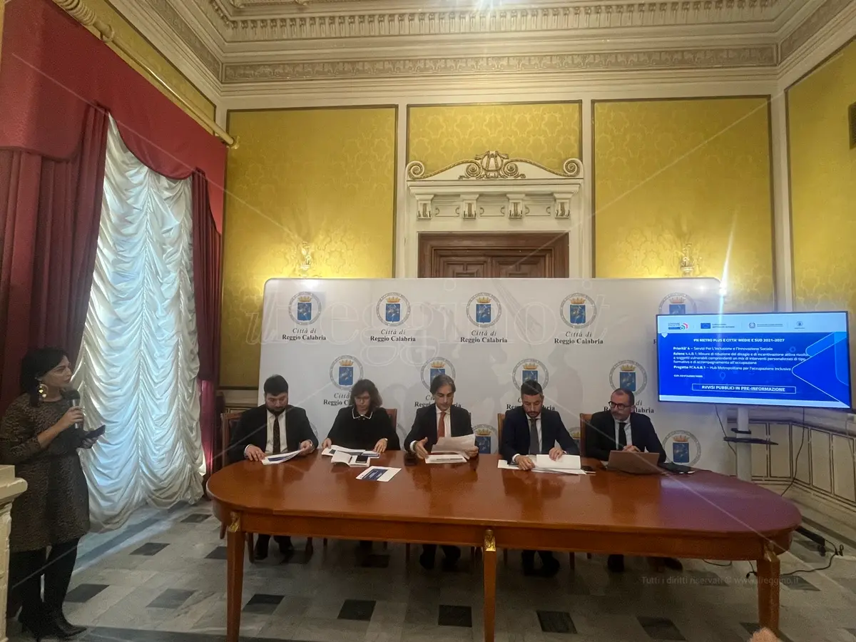 Occupazione inclusiva e incentivi alle imprese, il comune di Reggio presenta due bandi per investire sul territorio sei milioni di euro\n