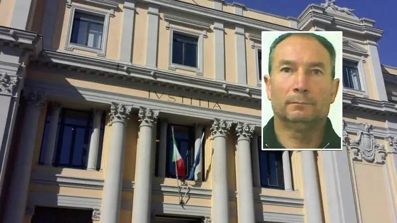 <p>La Corte d'Appello di Catanzaro e nel riquadro Gregorio Giofrè</p>\\n