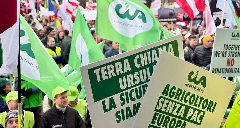 No alla nuova Pac e all’accordo con i Paesi Mercosur, dilaga la protesta degli agricoltori\n
