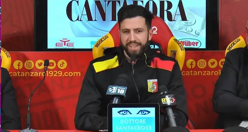 Fiamma Olimpica in Calabria, Iemmello tra i tedofori nella staffetta di Catanzaro\n