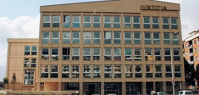 Traffico di droga a Lamezia Terme, in primo grado 53 condanne e 25 assoluzioni –\u00A0NOMI