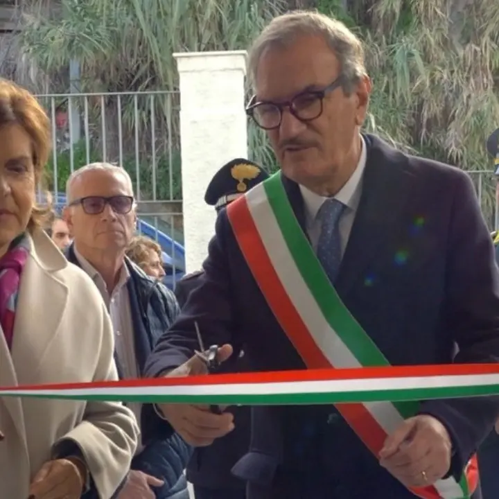 Vibo, scuole in disuso trasformate in poli d’inclusione: nascono due Centri di aggregazione sociale per migranti regolari\n