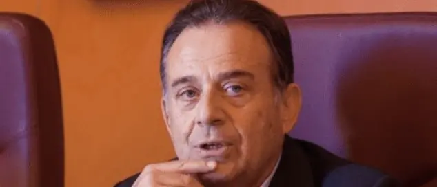 Arcidiaco si insedia e traccia la ripartenza dall’Alvaro giornalista puntando a normalizzare, dare continuità e rafforzare le reti territoriali\n