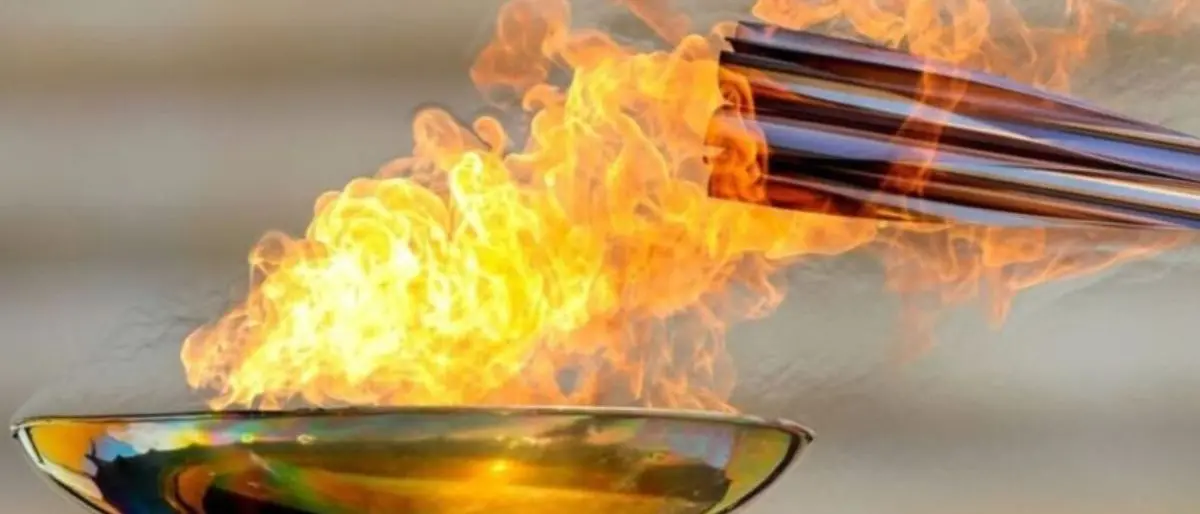 La Fiamma Olimpica attraversa Cosenza: città pronta a vivere un giorno simbolico\n