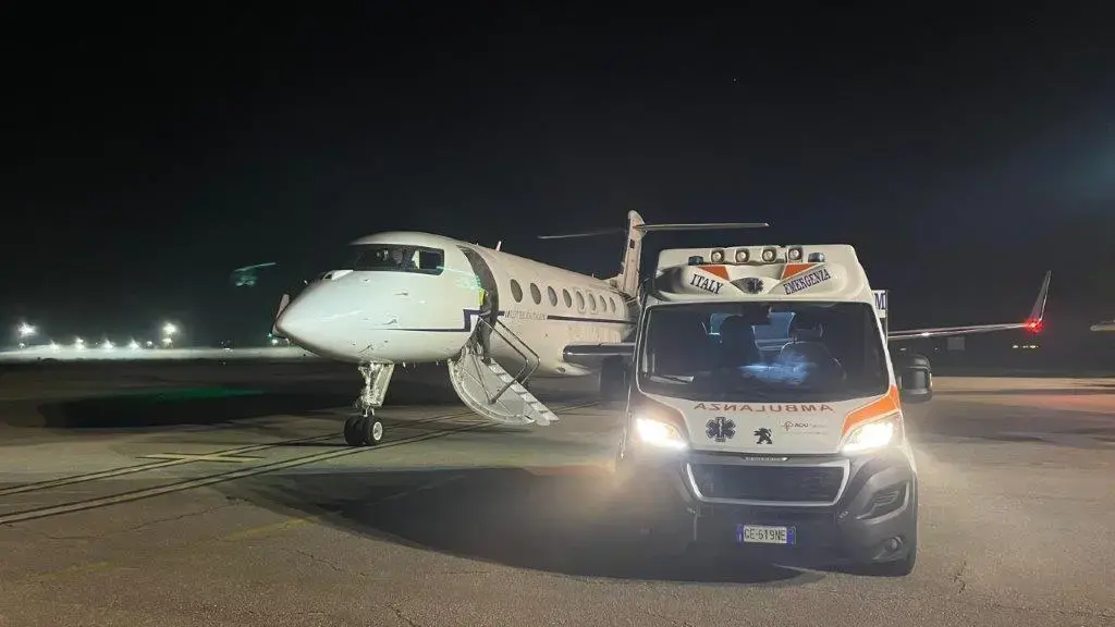 Volo sanitario d’emergenza da Reggio Calabria a Bologna per un 66enne in pericolo di vita\n