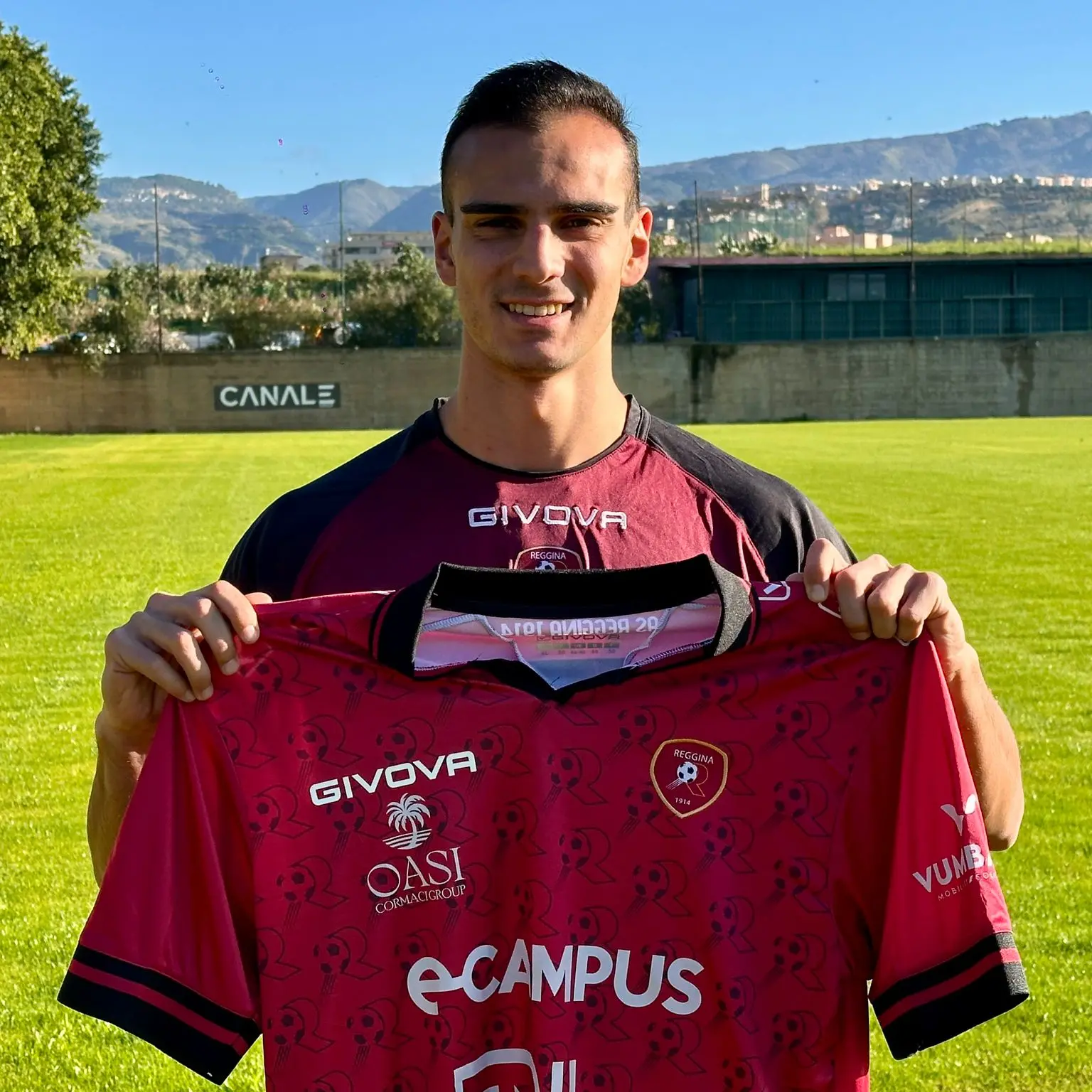 Reggina,\u00A0Giuseppe Verduci è un giocatore amaranto\n