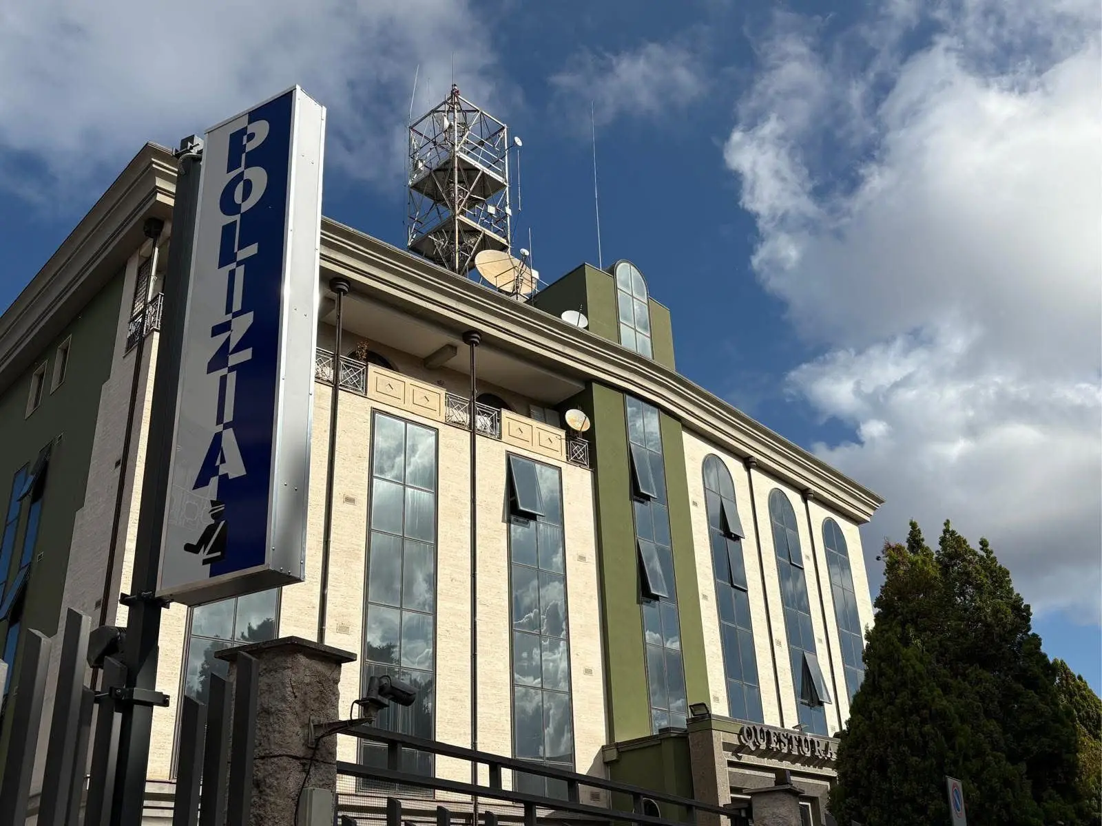 Non accetta la separazione e perseguita l’ex moglie: scatta l’ammonimento del Questore di Vibo\n