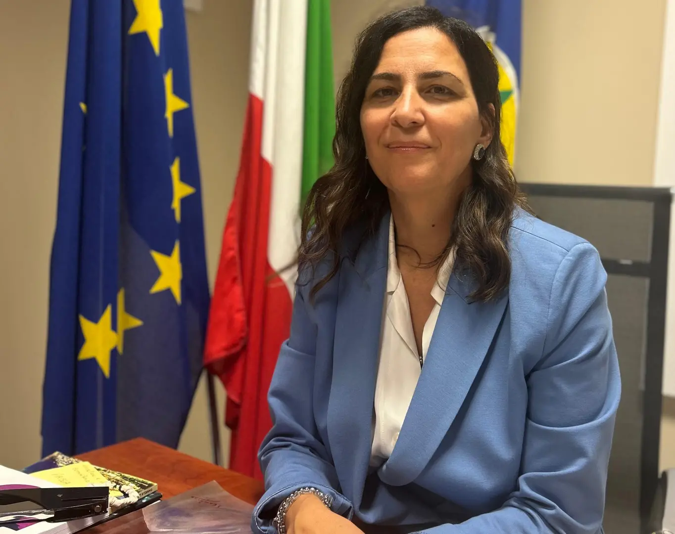 Scuola, dalla Regione Calabria 10 milioni di euro per arredi e strumentazioni che migliorino l’ambiente didattico\n