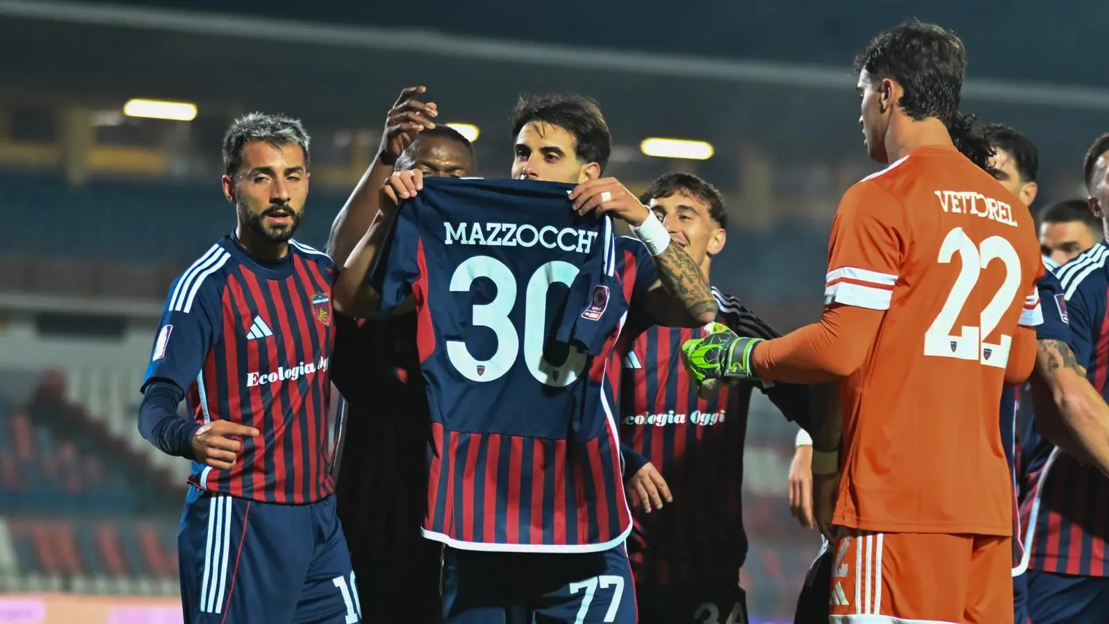 Langella dedica il gol a Mazzocchi (foto Spina)